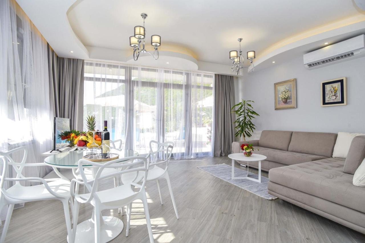 Verbalj Apartment With Swimming Pool Котор Экстерьер фото