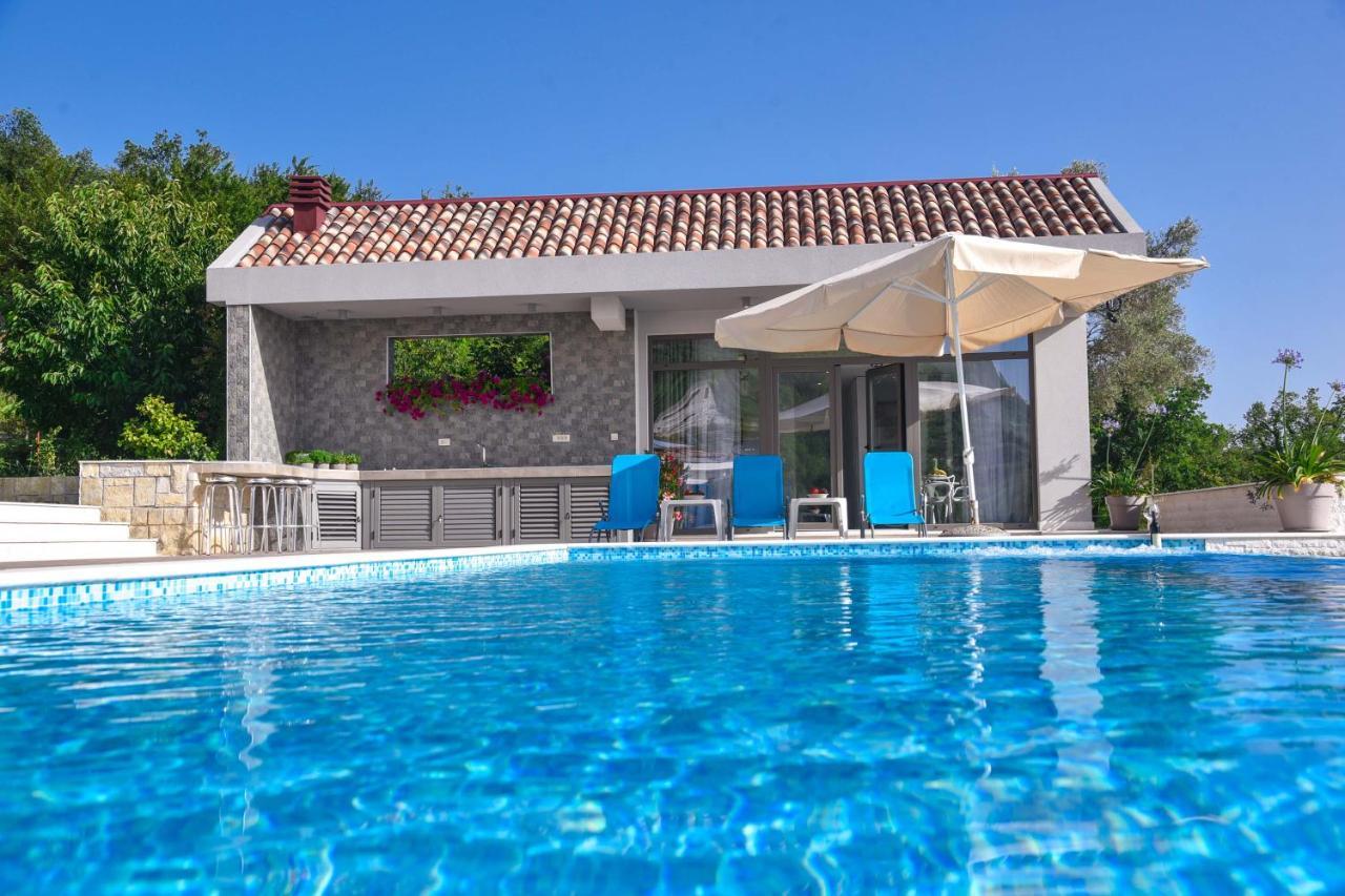 Verbalj Apartment With Swimming Pool Котор Экстерьер фото